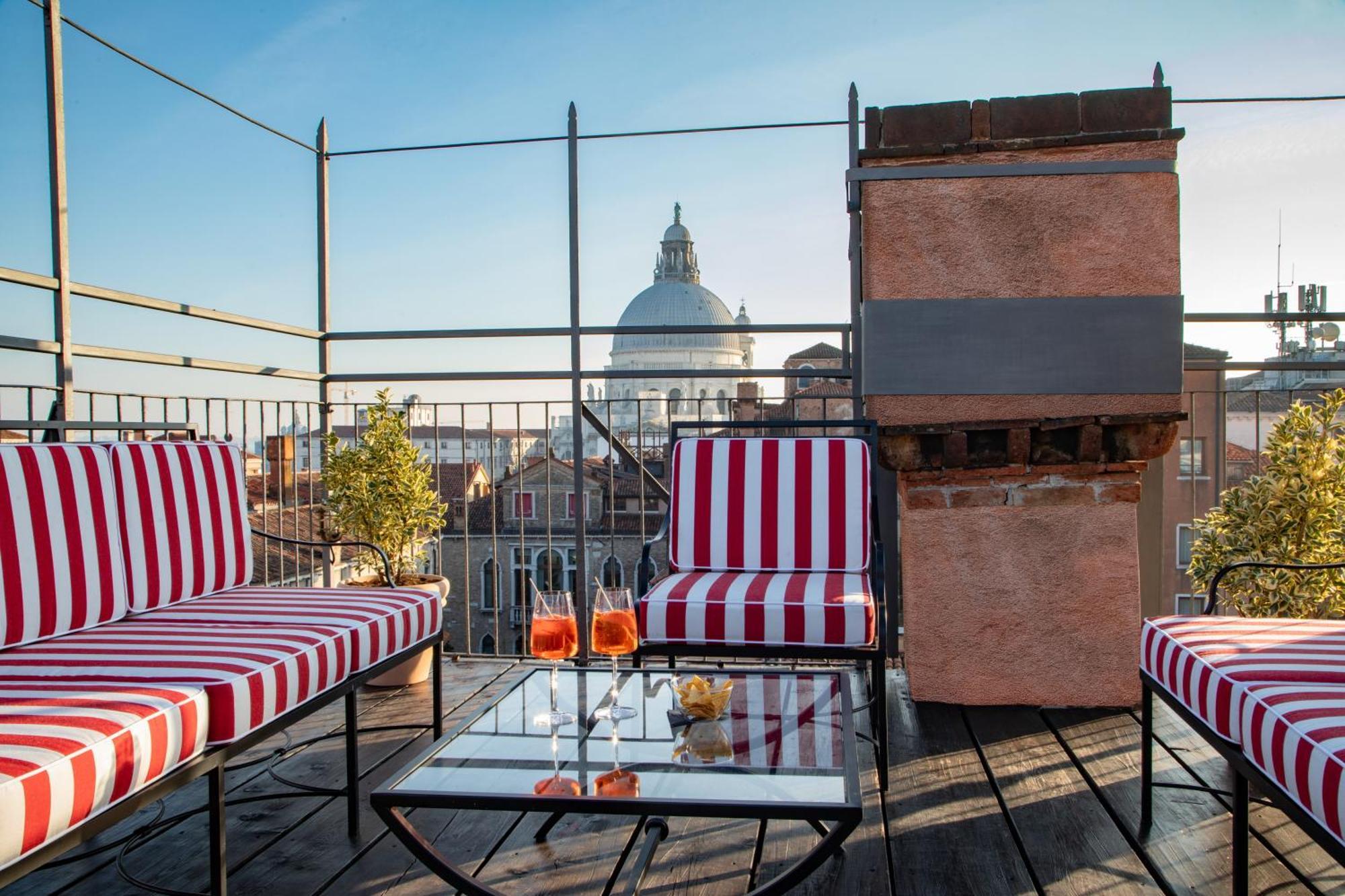 Daplace - Acquadela Apartment Венеция Экстерьер фото